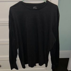 Men’s long sleeve black shirt